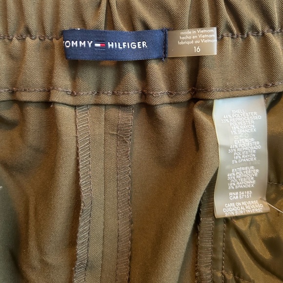 Tommy Hilfiger Women’s Flat Front Ankle Pants - Picture 5 of 6